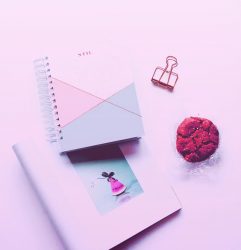30 Small Things To Do To Make Life Easier + Checklist