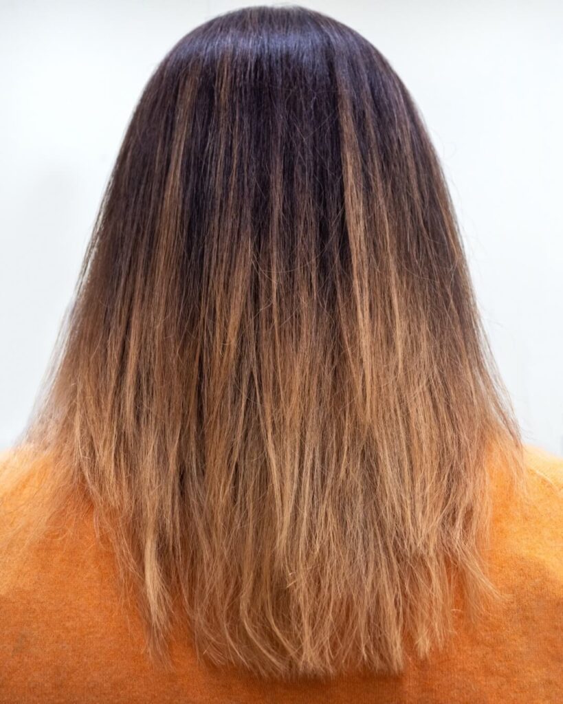 Damaged hair with dry hair ends